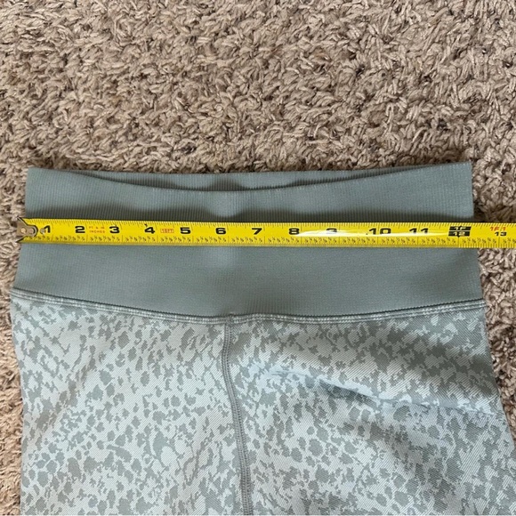 OFFLINE by Aerie Seamless Snake Leggings 7/8 Length High Waisted Salty Air Sz S - Picture 7 of 11